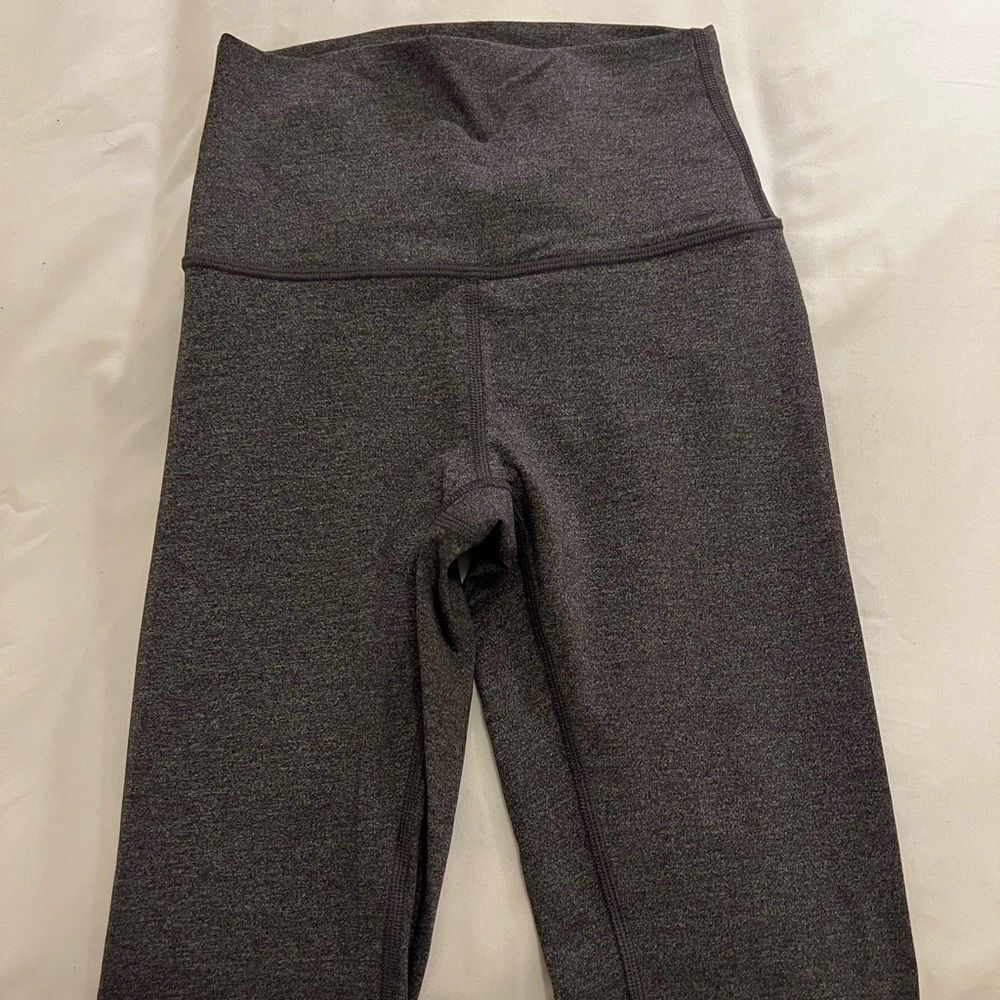 Grey Wunder Under Lululemon leggings